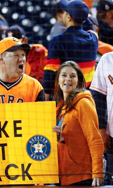 Bon Voyage: Road teams win 1st 5 Series games for 3rd time